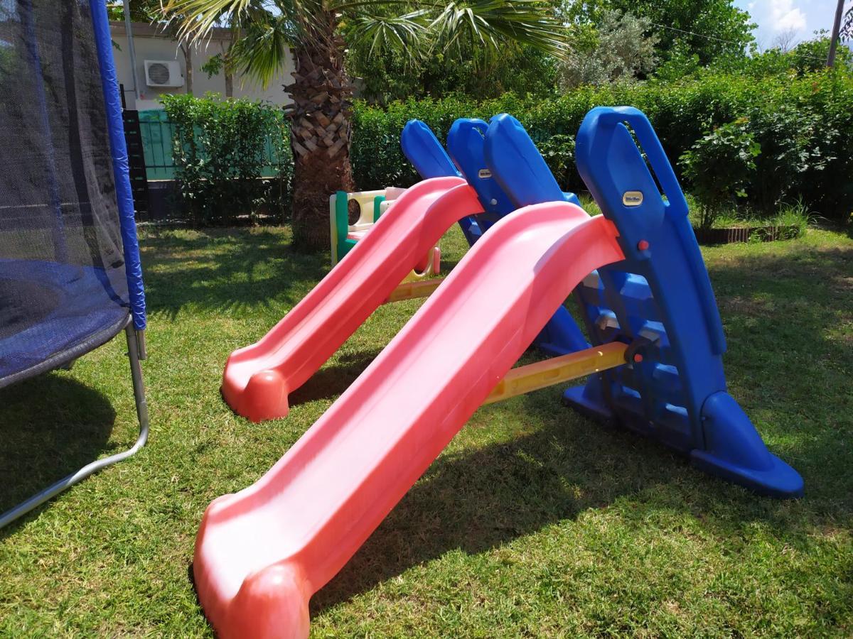 Noufara Apartments Néa Meságkala エクステリア 写真