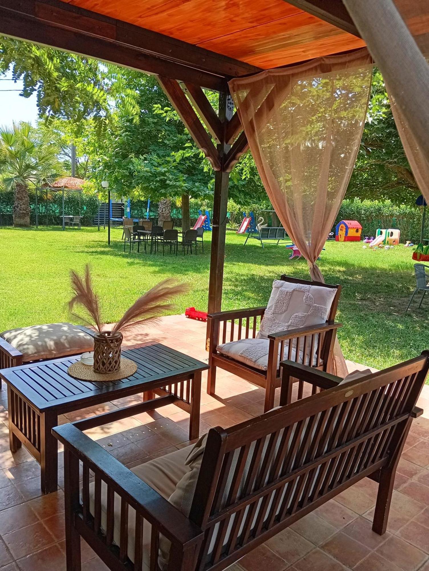 Noufara Apartments Néa Meságkala エクステリア 写真