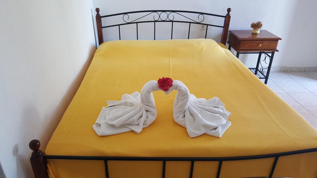 Noufara Apartments Néa Meságkala エクステリア 写真