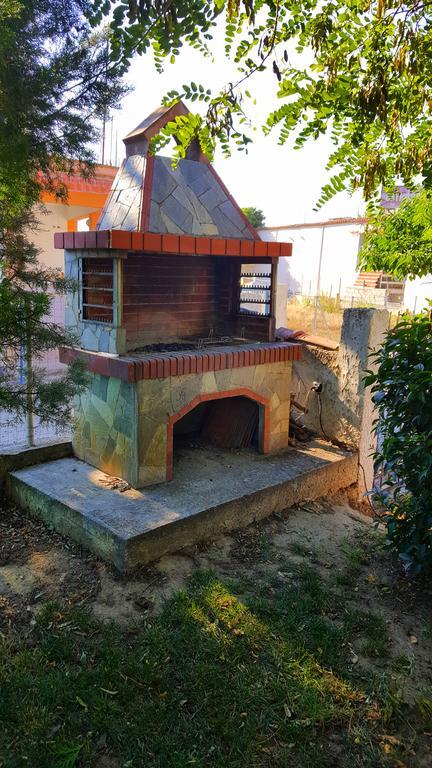 Noufara Apartments Néa Meságkala エクステリア 写真