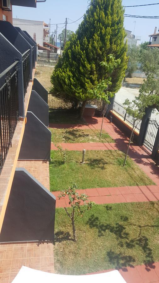 Noufara Apartments Néa Meságkala エクステリア 写真