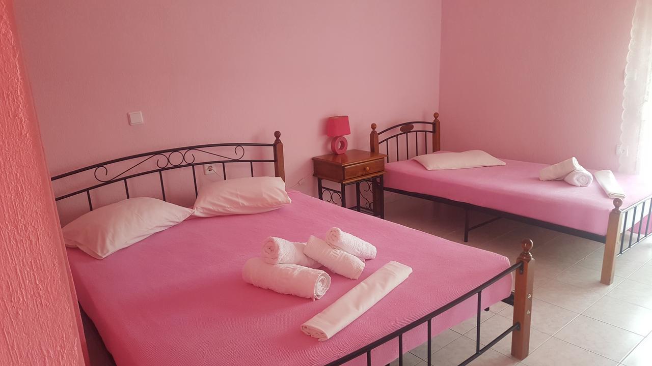 Noufara Apartments Néa Meságkala エクステリア 写真