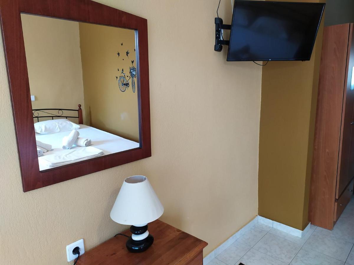 Noufara Apartments Néa Meságkala エクステリア 写真